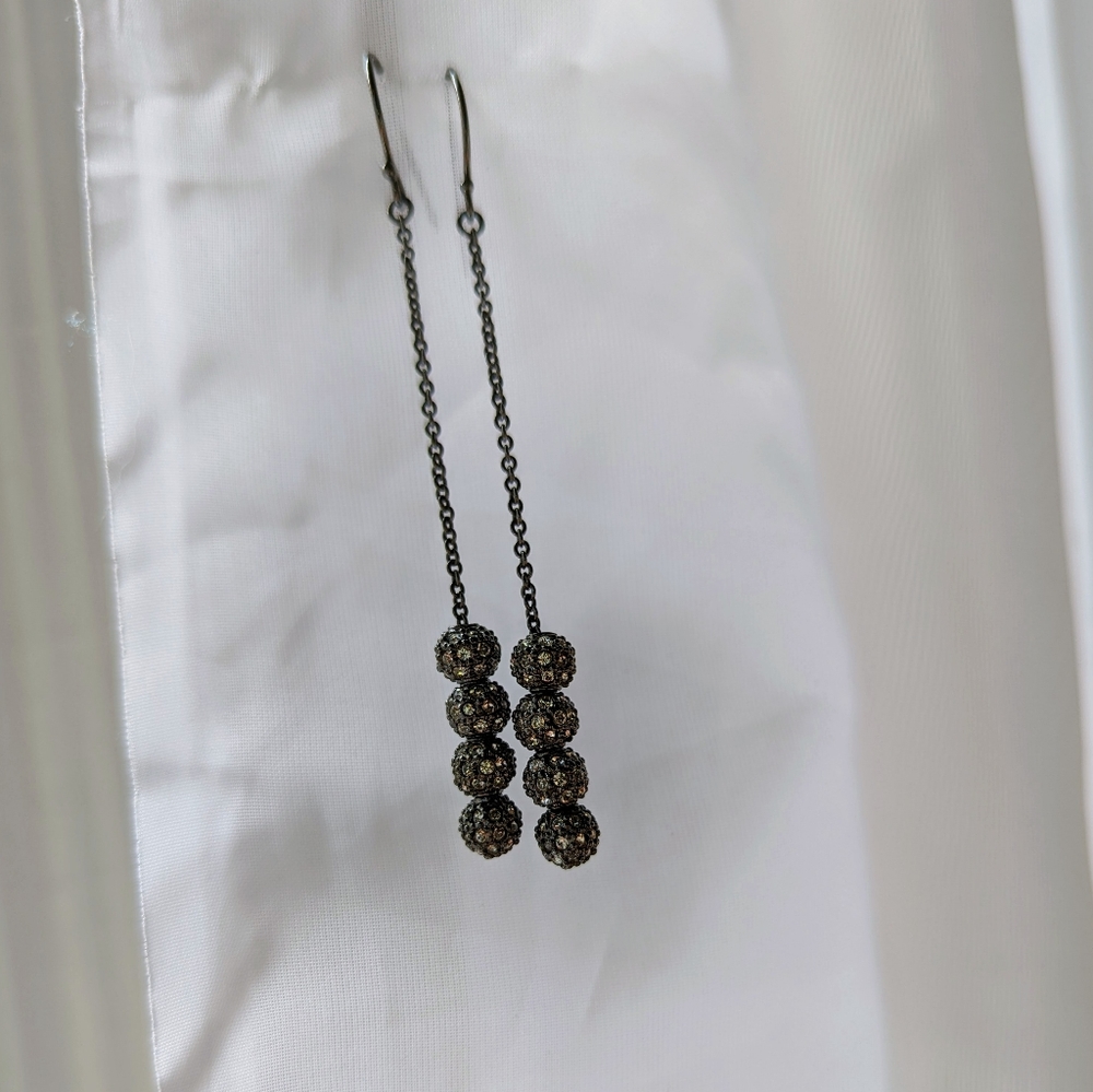 Crystal dangly earring